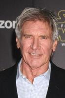 los angeles, 14 de dezembro - harrison ford em star wars - a força desperta estreia mundial em hollywood e highland em 14 de dezembro de 2015 em los angeles, ca foto