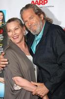 los angeles, 1 de agosto - susan bridges, jeff bridges no aarp luncheon iho jeff bridges no spago em 1 de agosto de 2014 em beverly hills, ca foto