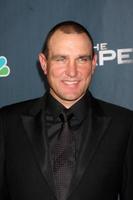 los angeles, 4 de janeiro - vinnie jones chega à festa de estréia do cape no music box theatre em 4 de janeiro de 2011 em los angeles, ca foto