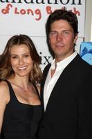 los angeles, 15 de abril - sandra hess, michael trucco participando do baile beneficente toyota grand prix 2011 em westin long beach em 15 de abril de 2011 em long beach, ca foto