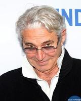 los angeles, 3 de maio - michael nouri na estréia do under the gun no teatro samuel goldwyn em 3 de maio de 2016 em beverly hills, ca foto