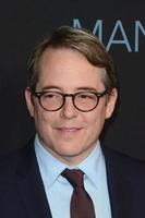 los angeles, 14 de novembro - matthew broderick no manchester by the sea no teatro samuel goldwyn em 14 de novembro de 2016 em beverly hills, ca foto