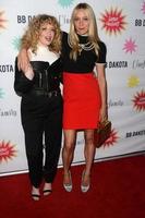 los angeles, 21 de agosto - natasha lyonne, chloe sevigny na estreia antibirth los angeles no cinema cinefamily em 21 de agosto de 2016 em los angeles, ca foto