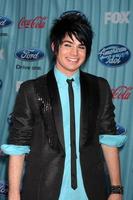 Adam Lambert chegando na festa do American idol Top 13 em Los Angeles, CA em 5 de março de 2009 foto