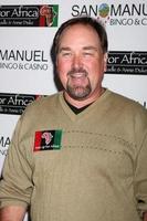 richard karn chegando ao 2º anual ante up for africa poker tournament san manuel indian bingo and casino highland, ca 29 de outubro de 2009 foto