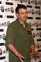 ben affleck chegando ao ante up for africa poker tournament no 2008 world series of poker, no rio all-suite hotel and casino em las vegas, nv 2 de julho de 2008 2008 kathy hutchins hutchins photo foto