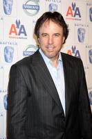 kevin nealon chegando na 15ª festa anual do chá da temporada de prêmios bafta la s no hotel beverly hills, em beverly hills, ca em 10 de janeiro de 2009 ©2008 kathy hutchins hutchins photo foto