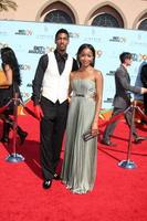 fonzworth bentley e convidados chegando ao bet awards 2009 no auditório shrine em los angeles, ca em 28 de junho de 2009 ©2008 kathy hutchins foto de hutchins