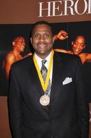 tavis smiley the black instituto de aids gala disney concert hall los angeles, ca 7 de fevereiro de 2008 ©2008 kathy hutchins foto de hutchins