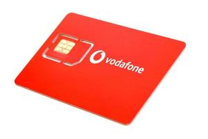 ternopil, ucrânia - 5 de julho de 2022 cartão móvel vodafone power sim da vodafone group plc - empresa multinacional britânica de telecomunicações que opera redes em 22 países foto