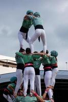 castelos humanos, tradição típica de algumas cidades catalãs, espanha foto