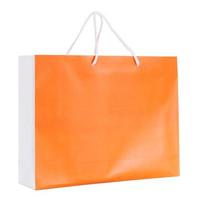 saco de papel comercial laranja isolado no branco com traçado de recorte foto
