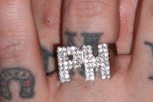 benji madden com ph ring -- evento hilton cinco de maio em paris coroa bar los angeles, ca 5 de maio de 2008 foto