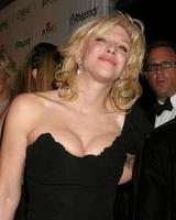 Courtney Love Clive Davis Festa anual pré-Grammy Hotel Beverly Hilton Beverly Hills, Califórnia 7 de fevereiro de 2006 foto