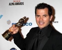 john leguizamo na sala de imprensa do alma awards 2009 royce hall, ucla los angeles, ca 17 de setembro de 2009 foto