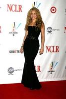 Shakira na sala de imprensa do Alma Awards em Pasadena, Califórnia, em 17 de agosto de 2008 foto