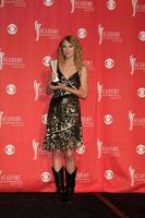 taylor swift na sala de imprensa do 44º prêmio da academia de música country na mgm grand arena em las vegas, nv, em 5 de abril de 2009 foto