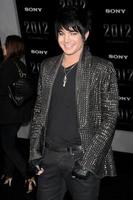 adam lambert chegando na estréia de 2012 regal 14 theaters em la live west hollywood, ca 3 de novembro de 2009 foto