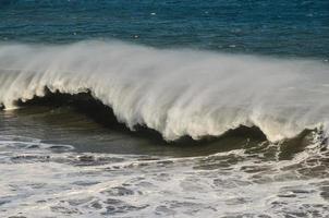 enormes ondas do mar foto