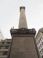 monumento em londres foto