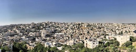 uma vista panorâmica de hebron em israel foto