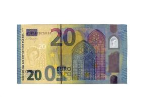 Nota de 20 euros vista sobre fundo branco. Bilhete de 20 euros sobre fundo branco. foto