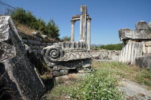 templo de afrodite na cidade antiga de aphrodisias em aydin, turkiye foto