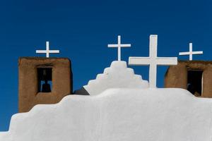 capela de san geronimo em pueblo de taos, eua foto