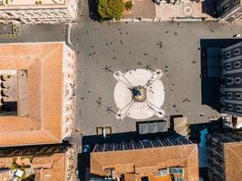 vista panorâmica aérea do porto de trapani, sicília, itália. foto