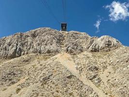 estação de teleférico no topo da montanha da mesa foto