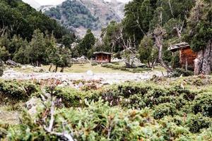 prados de fada nanga parbat bela paisagem vista para as montanhas foto
