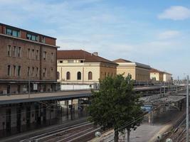 estação ferroviária central de bolonha foto