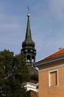 cidade velha de tallinn no verão foto