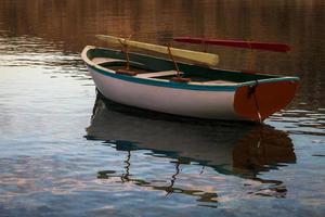 barcos de pescadores tradicionais da grécia foto