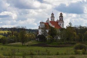 paisagens da zona rural da lituânia na primavera foto