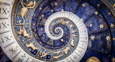 abstrato antigo fundo conceitual sobre misticismo, astrologia, fantasia foto
