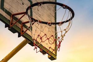 rede de basquete ao ar livre