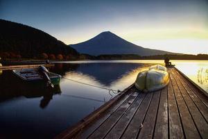 monte fuji do lago tanuki foto