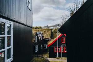 a cidade velha de torshavn nas ilhas faroé foto