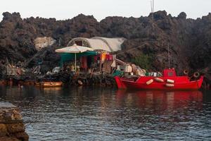 paisagens da ilha de palia kameni foto