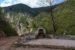 paisagens de primavera das montanhas da grécia foto