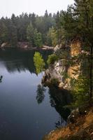 paisagens outonais de adrspach foto