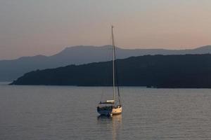 paisagens da ilha de palia kameni foto