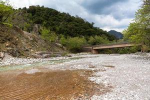 paisagens de primavera das montanhas da grécia foto