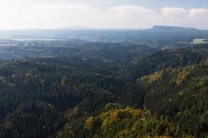 paisagens outonais de adrspach foto