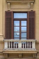 antiga janela siciliana foto