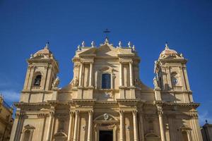 catedral de noto na sicília foto