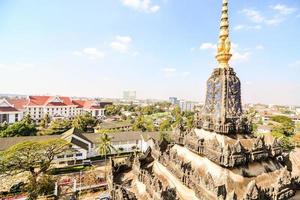 antigo templo budista na ásia oriental foto