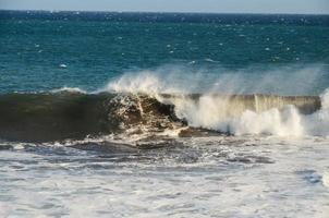 enormes ondas do mar foto