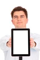 empresário segurando um tablet com espaço de cópia foto